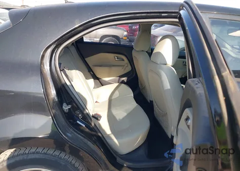 2013 Kia Rio Lx z USA, uszkodzony, nr VIN KNADM5A32D6216668